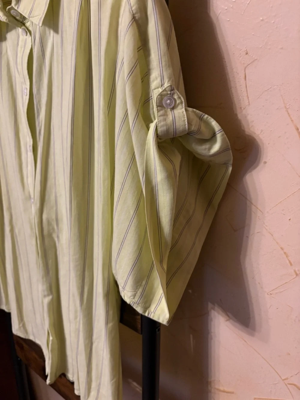 Elizabeth and James Pale Yellow Striped Button-Up Shirt Size S - Picture 2 of 6